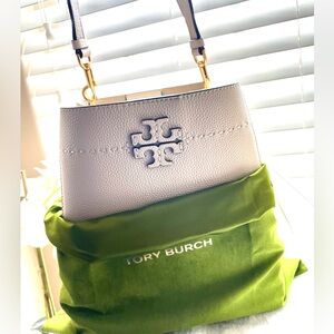 Tory Burch Medium McGraw Bucket Bag